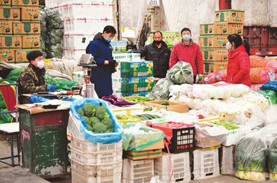 山西太原 蔬菜貨源充足，農副產品供銷兩旺